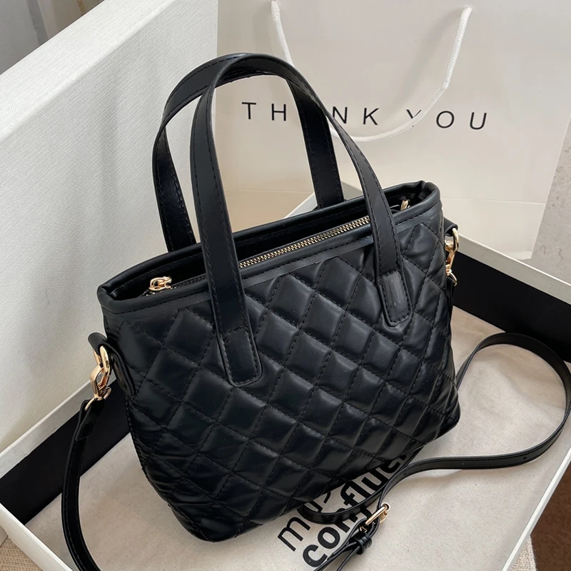 

Small Quilted Tote PU Leather Totes 2022 Women's Fashion Office Handbag Luxury Brand Trendy Shopper Shoulder Crossbody Bag