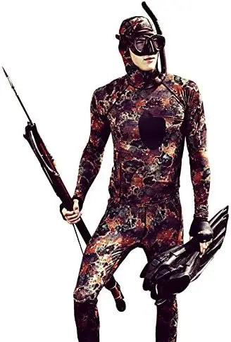 

Camouflage 5.5oz Spearfishing UPF 50+ Rash Guard w/Hood