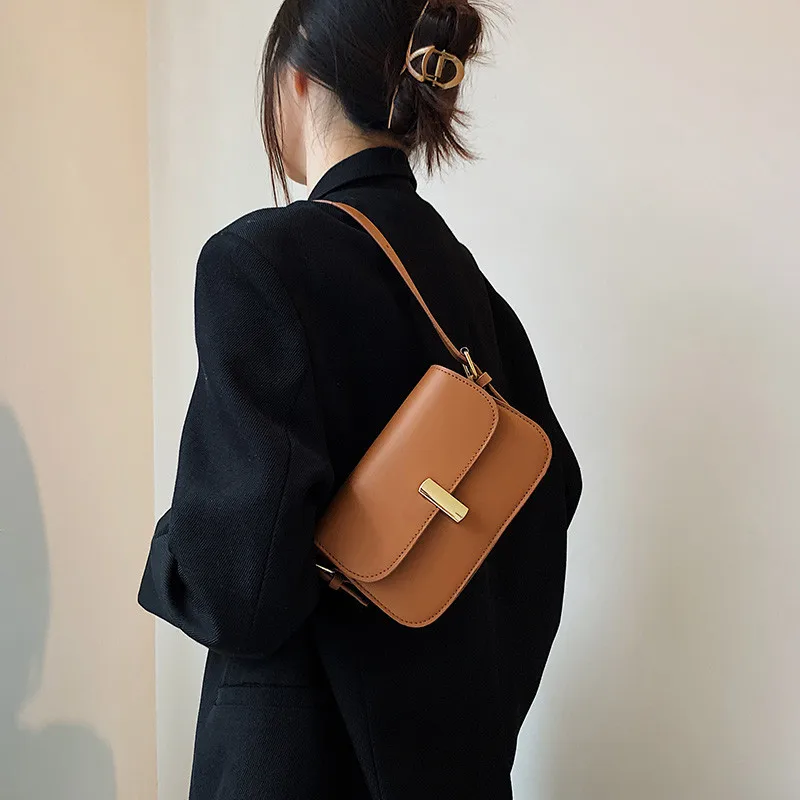 Retro Solid Color Women's Bag 2023 New Trend PU Leather Shoulder Bag Fashion Texture Armpit Square Bag Simple All-match Handbags