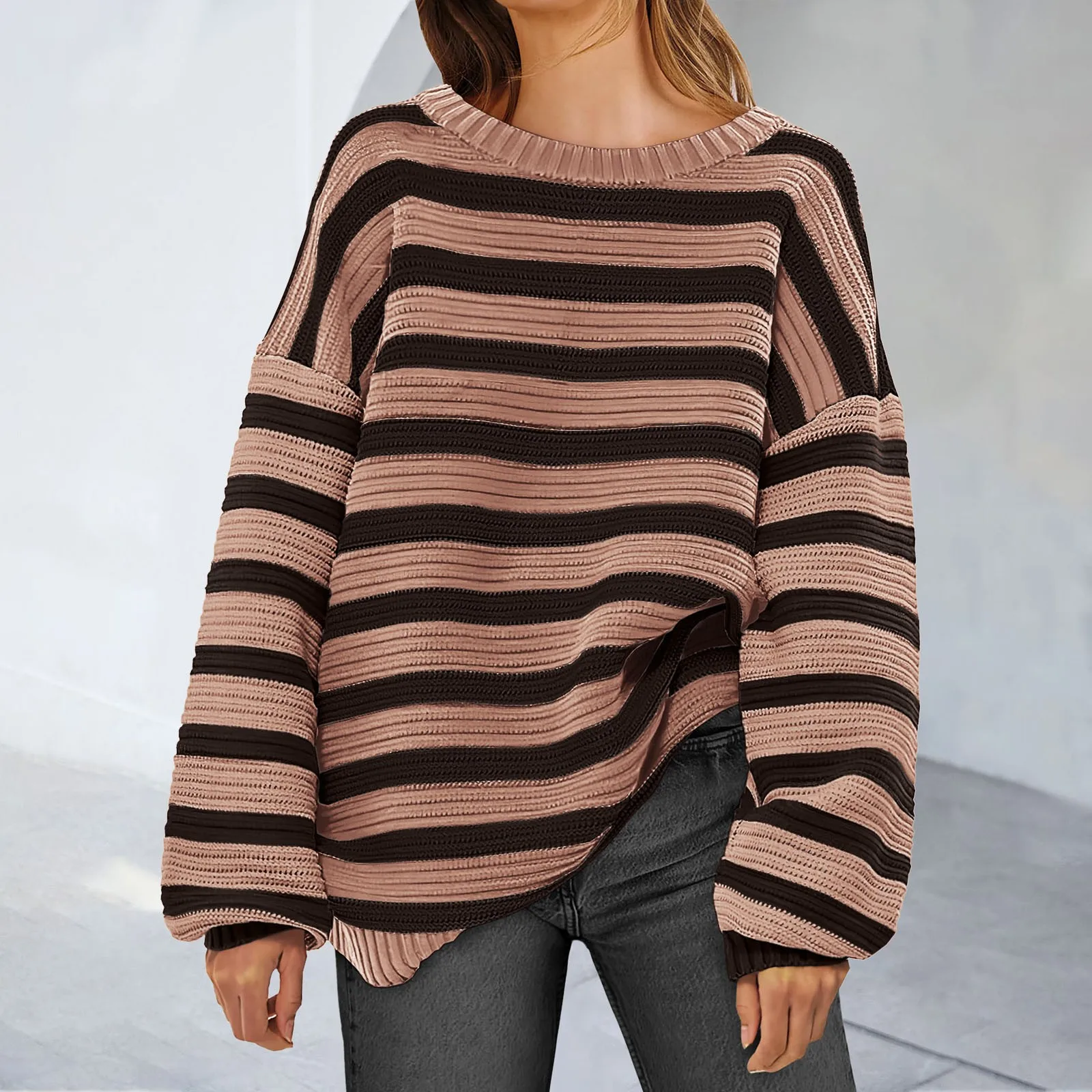 Оверсайз полосатый вязаный свитер женский осенне-зимний круглый вырез длинный