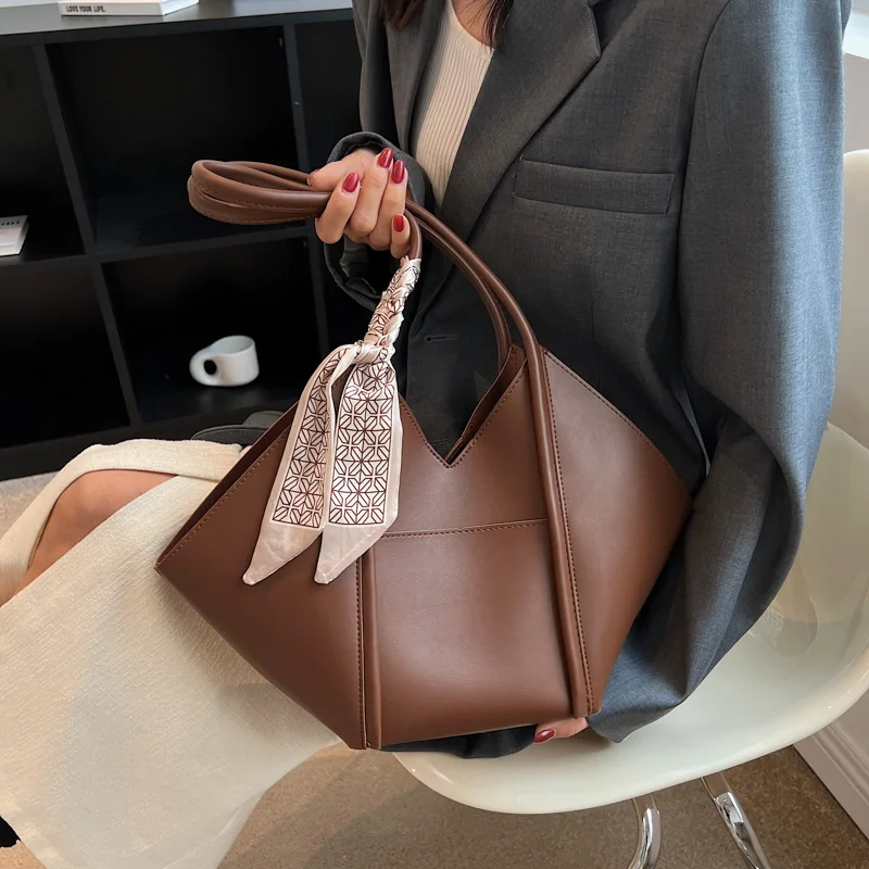 

Large Capacity Tote Bags for Women Pu Leahter Fashion Shoulder Composite Bags Female Solid Soft Handbags High Quality 2022 Trend