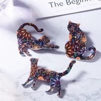 lovely sport cat brooches for women girls funny animal hat corsage creative kitten brooch lapel pin jeans shirt bag badge decor