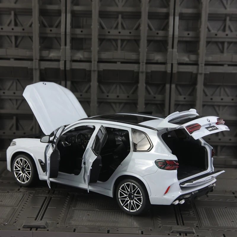 Фото 1:18 моделирование автомобиля из сплава BMW X5M, четырехдверные двери, передний капот и дверь багажника, можно открыть, богатые детали, тонко изготовлены №5