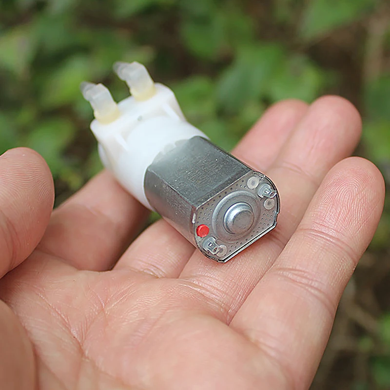 

1pc Peristaltic 3.7V Mini Water Pump 130 Self-priming Pump Circulation Small Pump Dosing Pump DC 3V-6V Micro Water Suction Pump