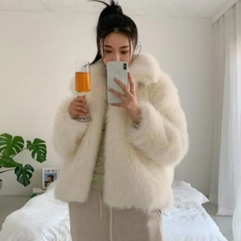 Faux Fur Coat Women Thick Warm Women Ladies Thick Warm Thickened Loose Fragrance 2022 Warm Clothes Ins Hot Selling Coats D83
