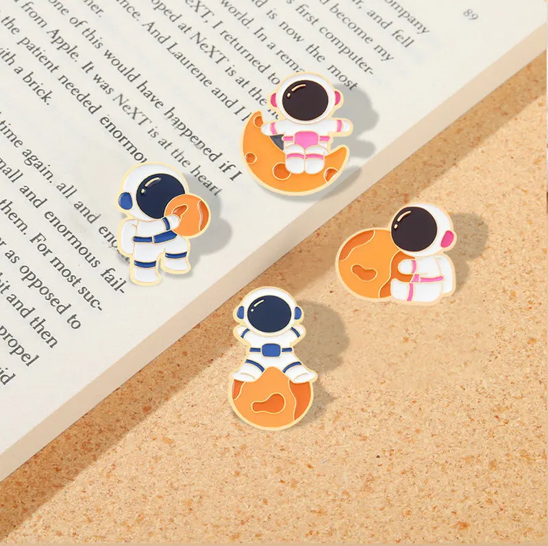 Эмалированная булавка Explore The Planet на заказ металлические броши космонавта значок