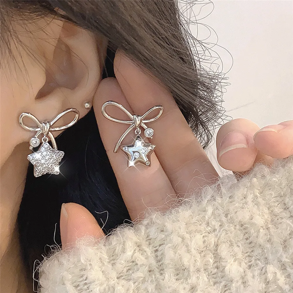 

Special Designer Five Pointed Star Metal Zircon Bow Small Number Of Earrings Versatile Daily Exquisite Personality Earring Trend
