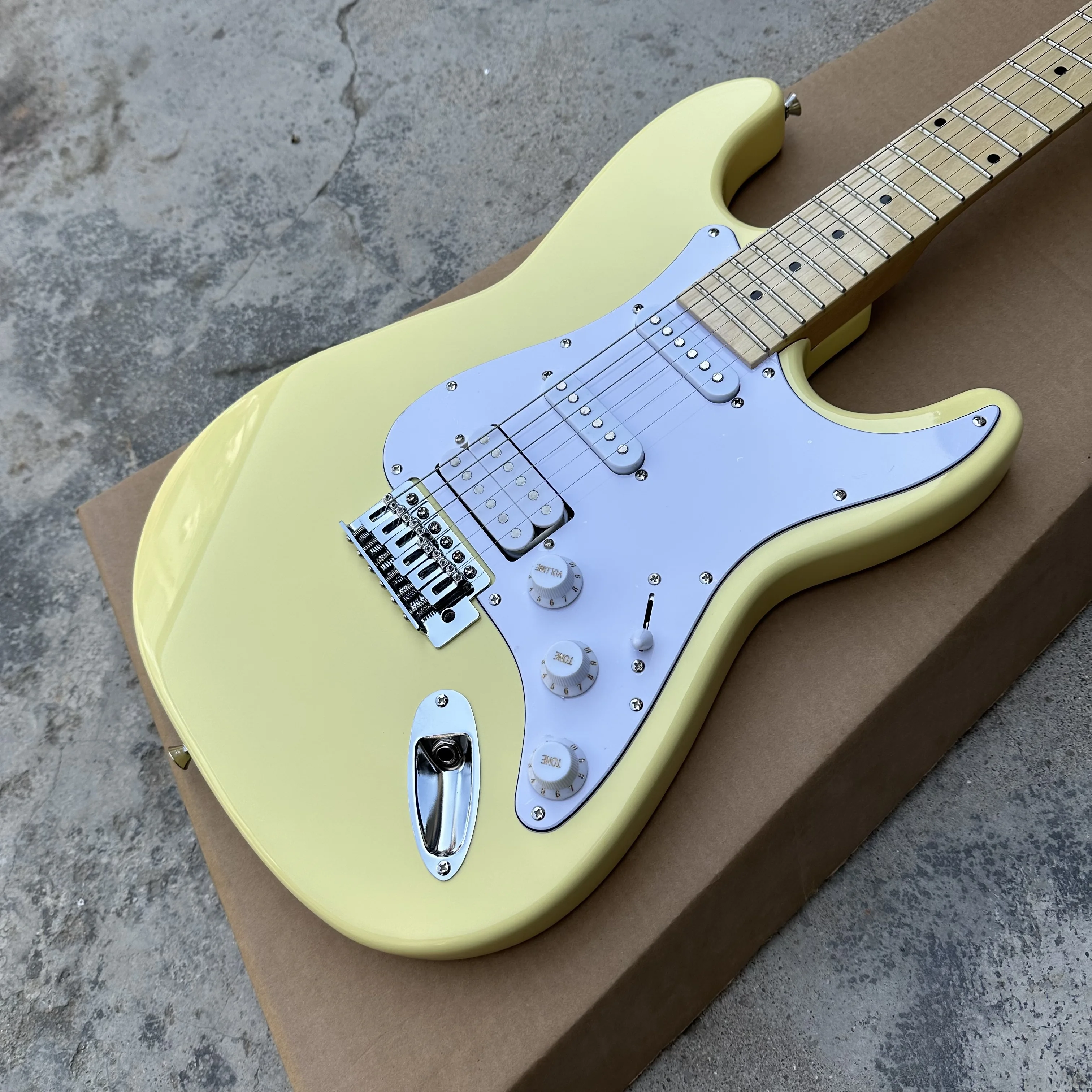 Электрогитара Stratocaste-r ST корпус из красного дерева кленовый гриф гитара с 22 ладами