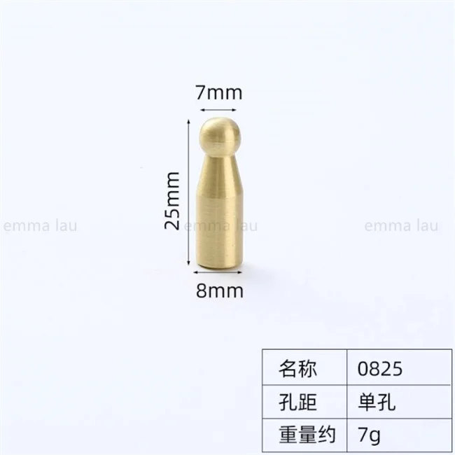 Настенные крючки из латуни