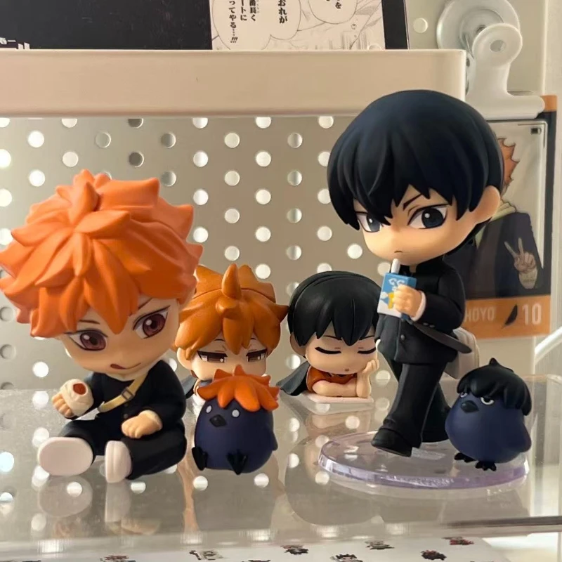 Фото Оригинальный POP MART HAIKYU!! Серия OFF-COURT VIBES: Сюрприз-бокс, фигурка-украшение для сумки, декор для дома, настольная загадочная коробка, игрушки-сюрпризы, кукла №4
