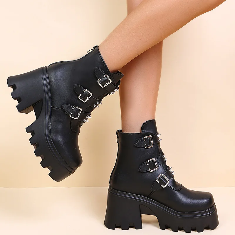 Autumn and Winter Thick Sole Boots Designer Brand Luxury Women's Shoes Rivets Size 43 Women's Shoes Shoes Women's Platform Shoes