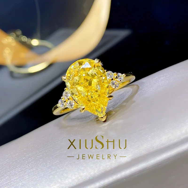 

4 Carat Ring Female Cool Style Premium Gold Plated Topaz 925 Sterling Silver Colorless Imitation Diamond Topaz