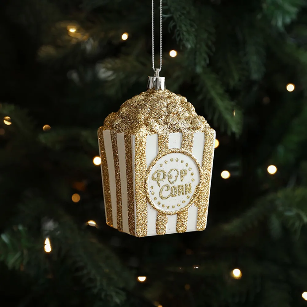 

Пластиковая новогодняя подвеска в виде елки