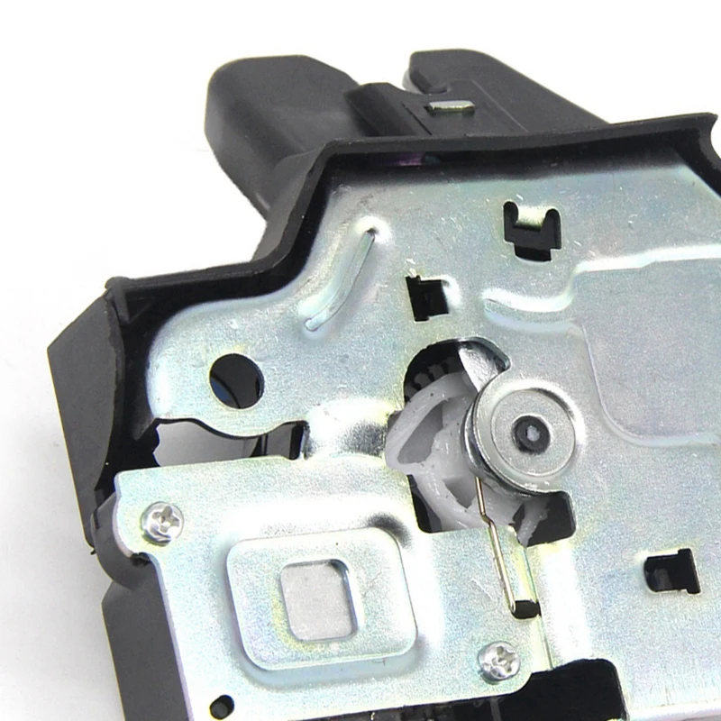 Актуатор замка БАГАЖНИКА АВТОМОБИЛЯ замок двери багажника в сборе 64600-33140 6460033140