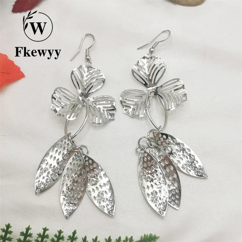 

Fkewyy New Fashion Women's Earrings Cutout Floral Tassel Earrings Boho Designer Jewelry Luxury Accessories Party Charm Earring