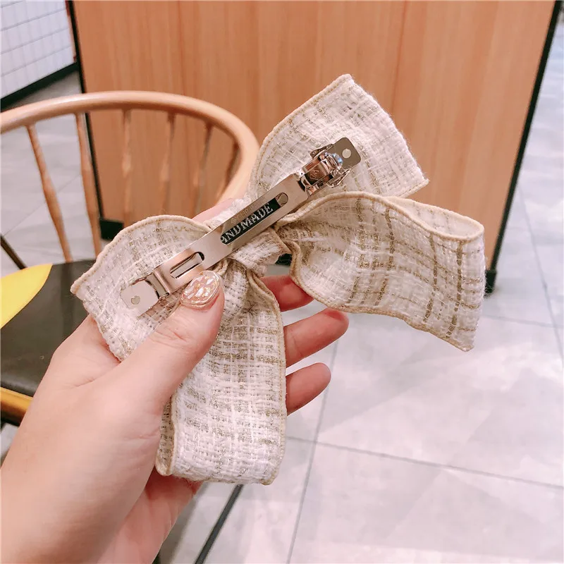 Элегантная заколка для волос в клетку с искусственным жемчугом и кристаллом