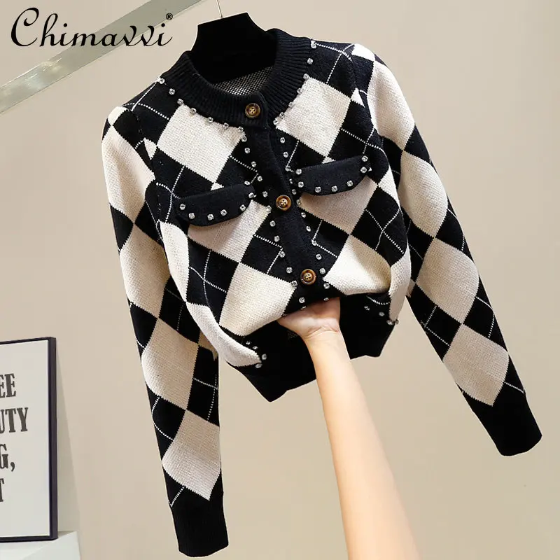 

Exquisite Rhinestone Faux Pocket Round Neck Knitted Cardigan Single-Breasted Short Diamond Lattice Sweater Women's Coat Fashion