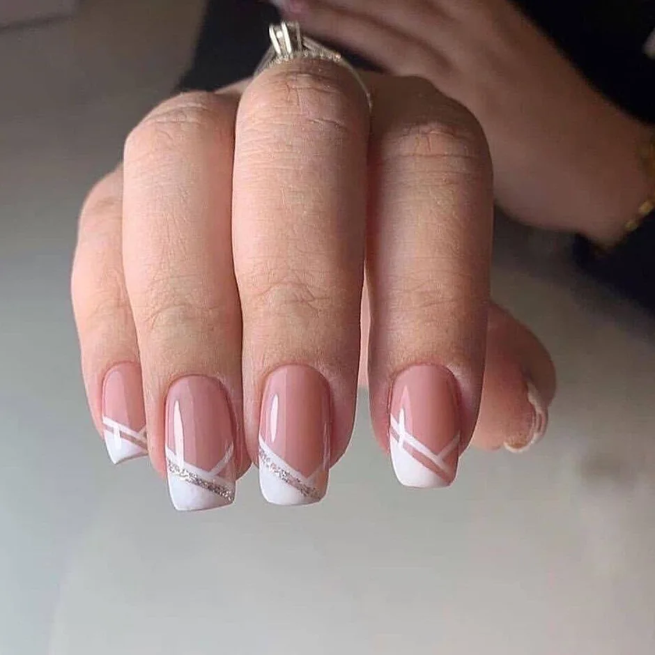 

24pcs French Press on False Nails Color Almond Wearable Artifical Nails Art Y2k Simple Lines Full Cover Tips Fingernails Fake
