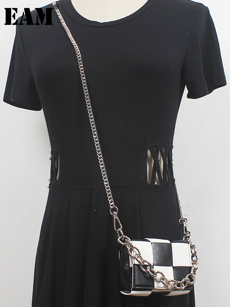 

[EAM] Pu Leather Black Plaid Mini-bag Long Chain Belt Personality Women New Fashion Tide All-match Spring Autumn 2022 1DE6684