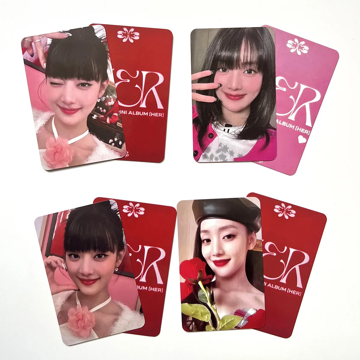 Kpop Korean Group GIDLE Новый альбом Минни HER Альбом фотографии Маленькая карта MIYEON MINNIE SOYEON