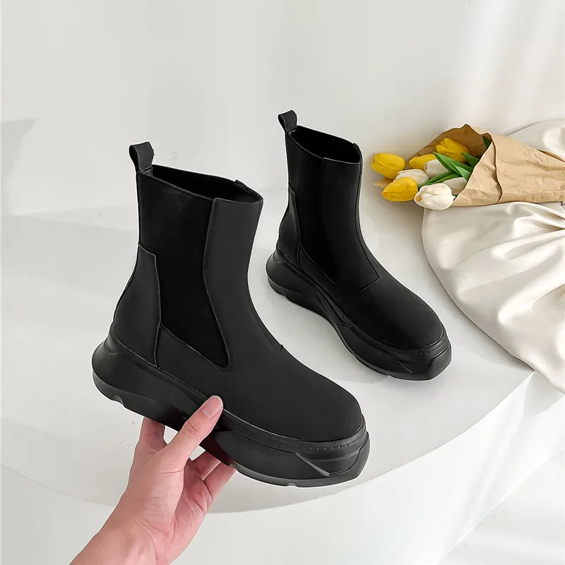 

New Autumn and Winter High-quality Thick Soled Women Martin Boots Chelsea Ankle Boots Casual All-matching Tide Cool Smoke Boots