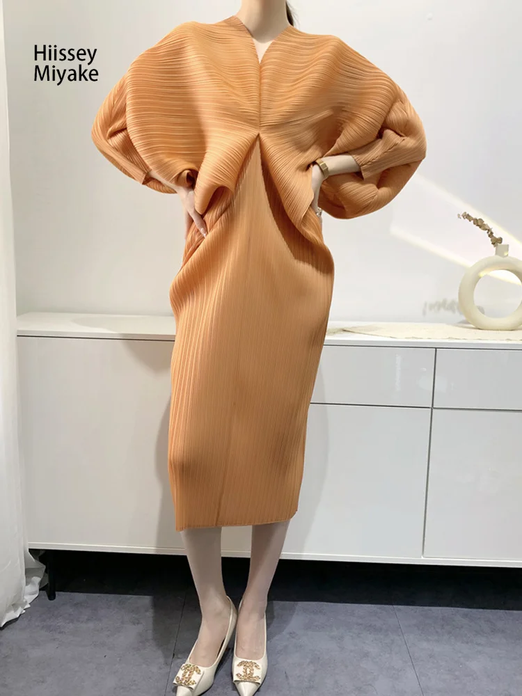 

HiIssey Miyake модный дизайн Летний Тип летучая мышь свободные однотонные плиссированные семь точек рукава V-образный вырез зрелые Элегантные пов...