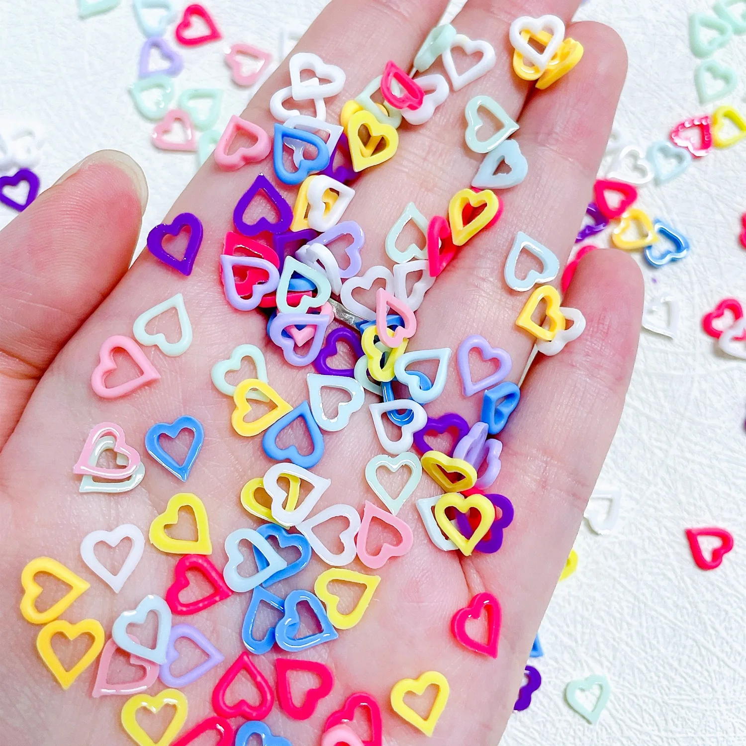 50 шт. подвески для ногтей в форме сердца