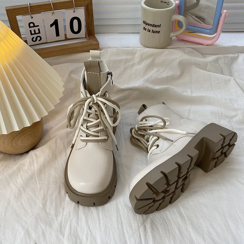 

Брендовая женская обувь, белые ботильоны на плоской подошве, ботинки с круглым носком, женские модные низкие ботинки на молнии для осени, 2022