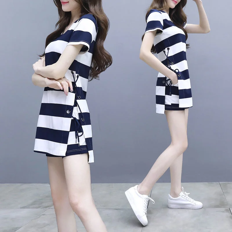 

Женский летний костюм из двух предметов, повседневный облегающий костюм в полоску из рубашки и шортов в Корейском стиле для девочек, 2022