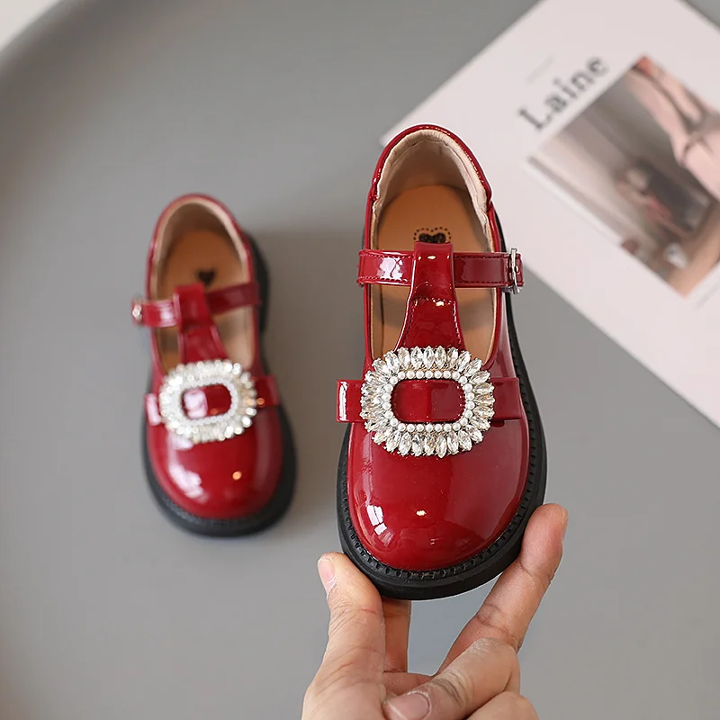 

Children's shoes 2022spring new girls' red leather shoes with rhinestones and bows korean all-match children's fashion flatshoes