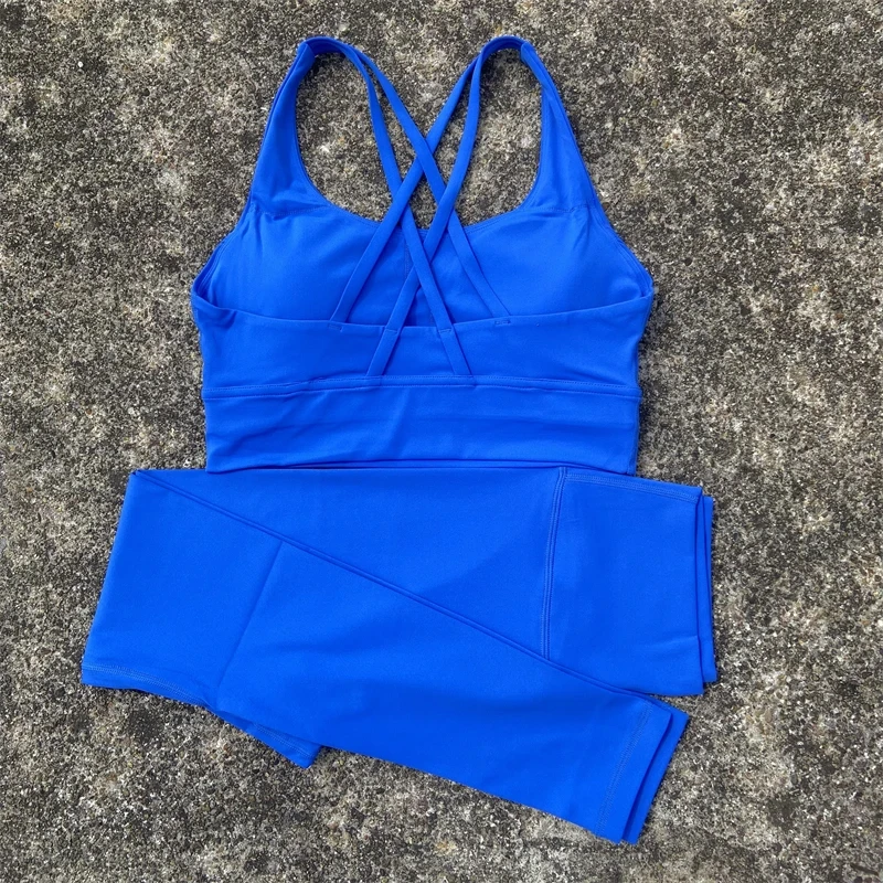 Бесшовный однотонный женский спортивный костюм для йоги комплект из топа и