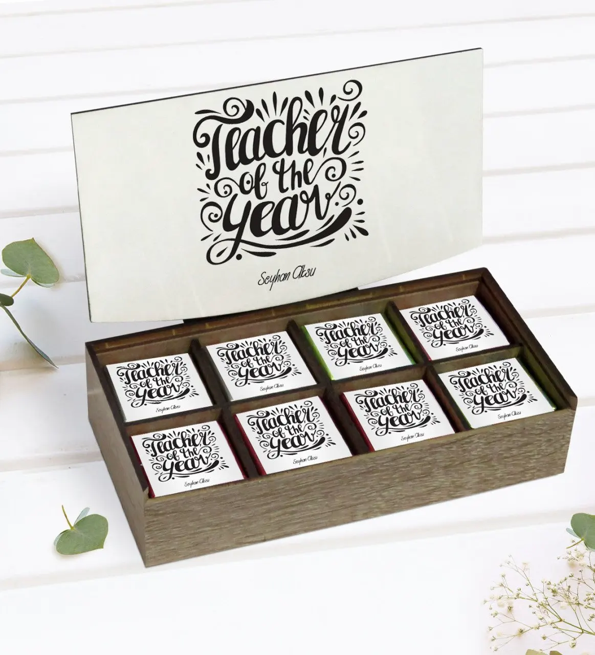 

Personalized Teacher Of The Year Design In Wooden Box 24'lü If You Would Chocolate Gift Seti-1
