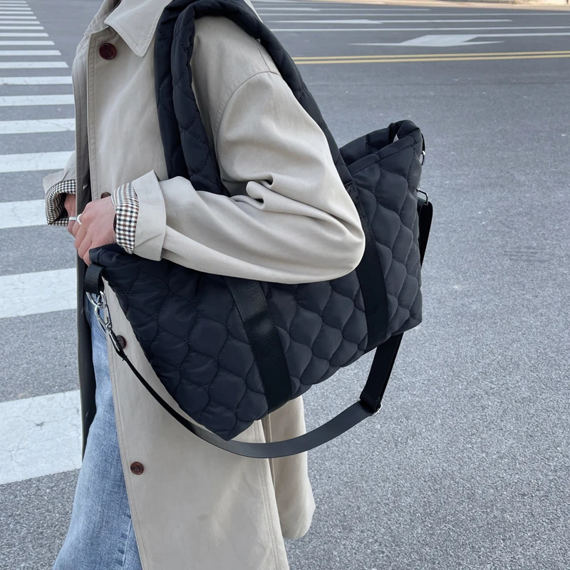 

Quilted Nylon Tote for Women 2022 Hit Winter Ladies Shoulder Bags Shopper Top Handle Handbag High Capacity Big Travel Purses