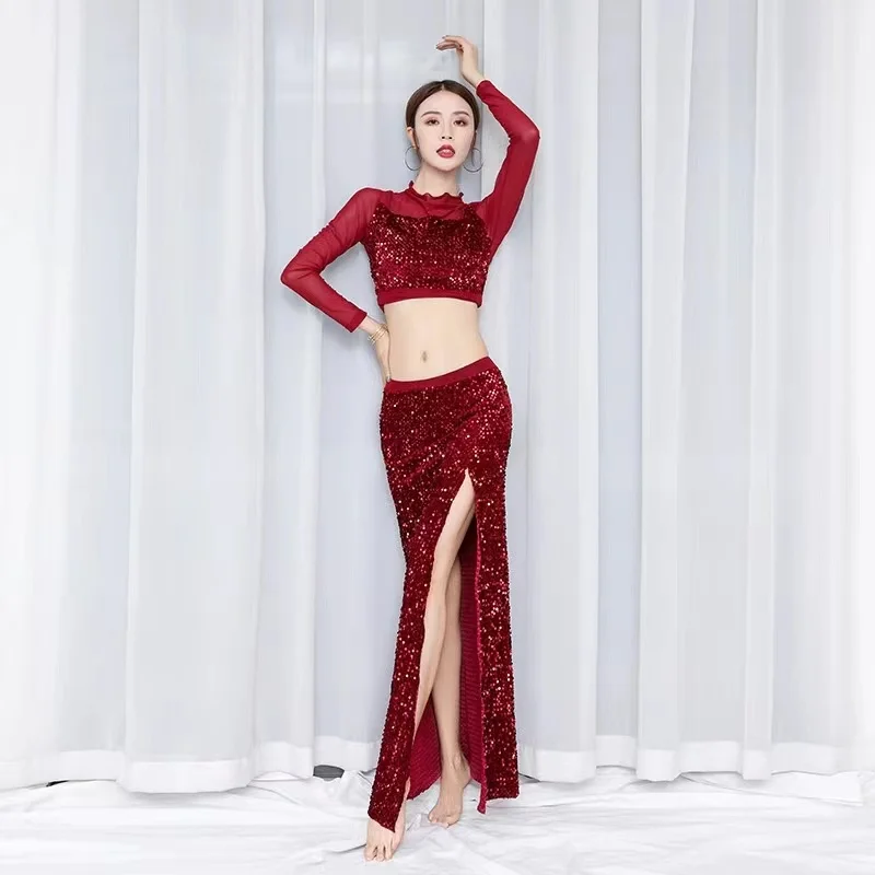

Women 2 Piece Belly Dance Costme Set Short Sleeve Top Shine Rhinestone Sexy Double Side Split Long Skirt Dancer Show Wear Skirt