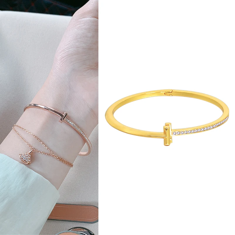 

Bracelet With Zircon Diamonds Fashion Designer Jewelry Copper Bangle For Women Elegant Modern Stylish Accessories Wedding Gifts