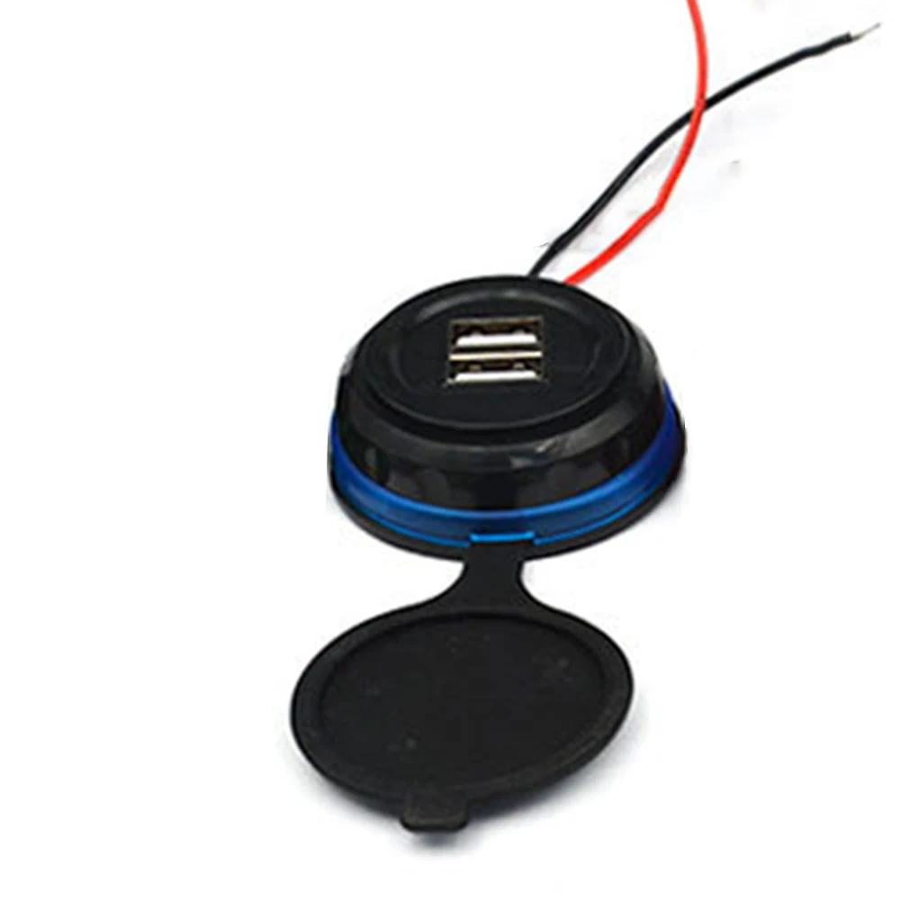 

Dual USB Car Charger Waterproof Car Socket DC12V-24V 5V 3.1A Phone Charging For Auto Bus Marine Boat Motorcycle