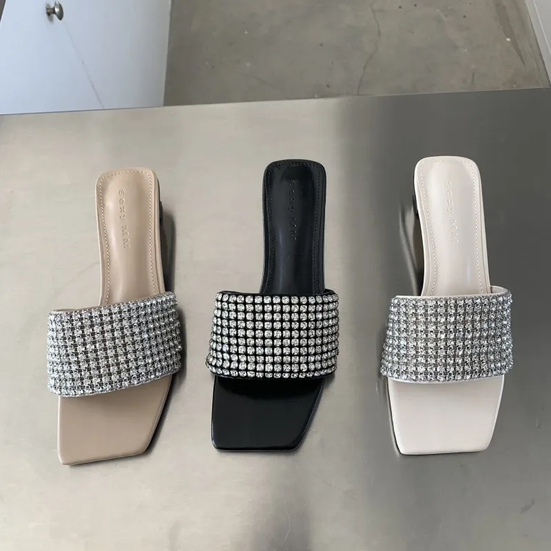 

Туфли из искусственной кожи на низком каблуке