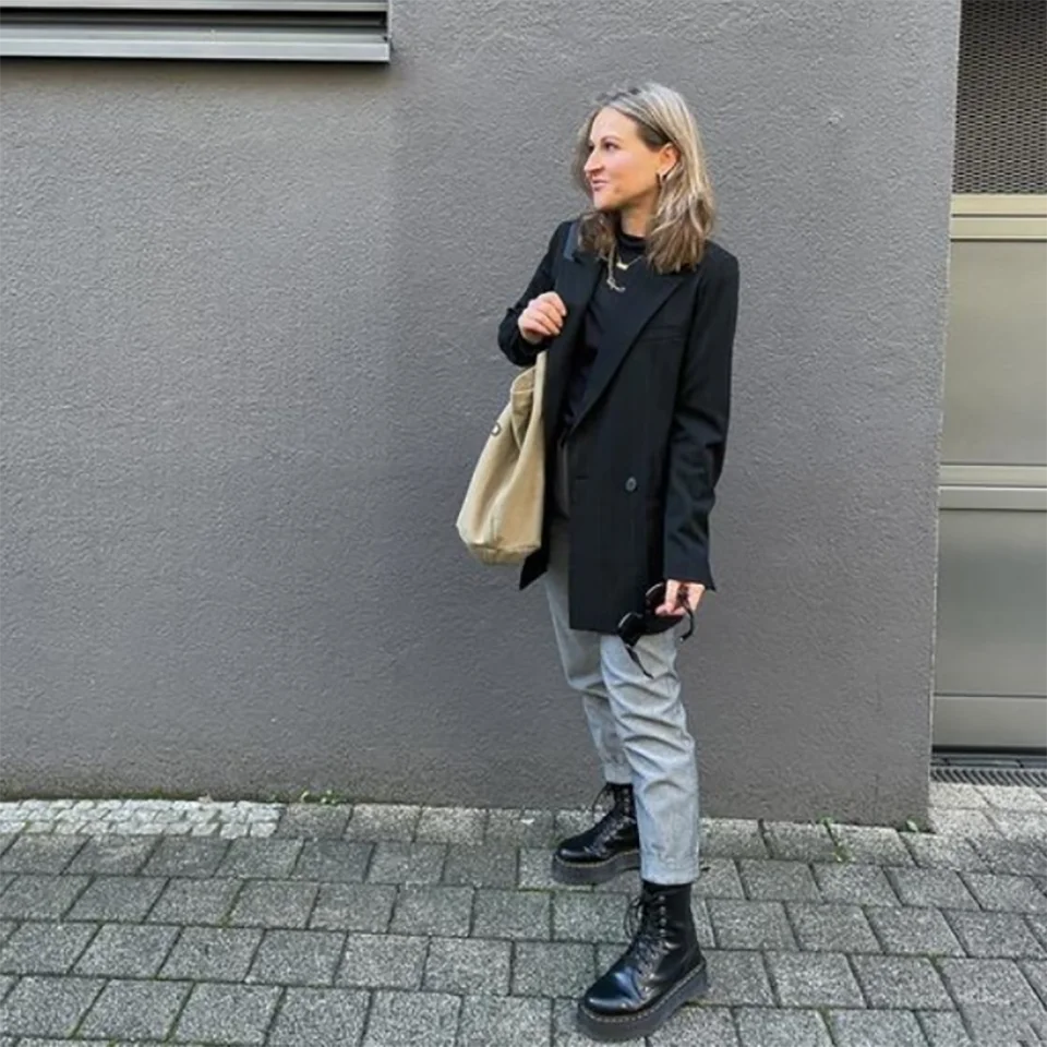 Spring Winter Women Leather Ankle Boots Fashion Classic Keep Warm Motorcycle High Platform Gothic Punk Shoes Female Combat Boots