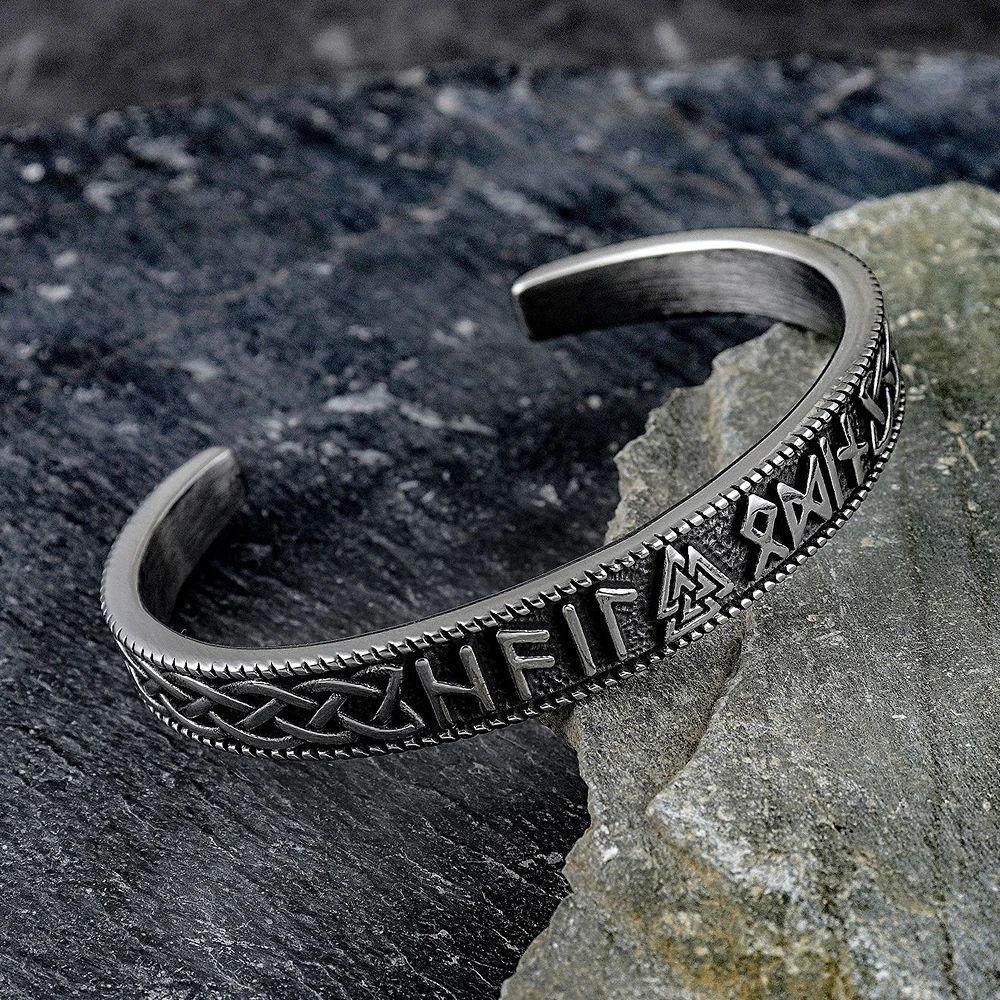 

Vintage Norse Viking Rune Valknut Bracelets For Men Women 316L Stainless Steel Amulet Runes Bangles Jewelry Gifts Adjustable