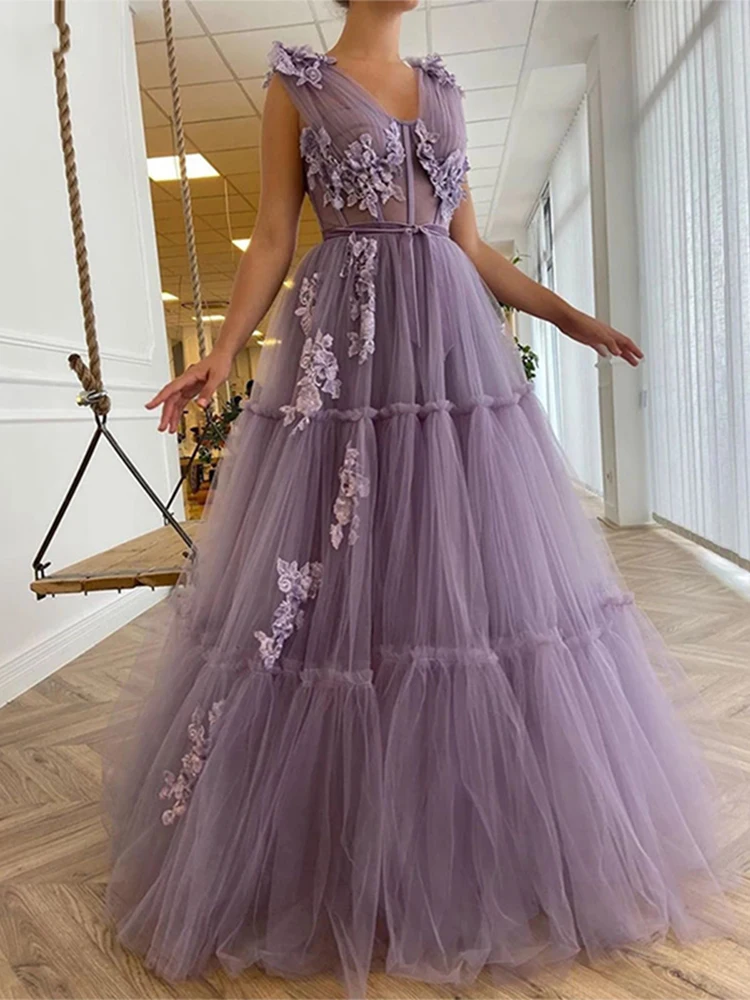 

2022 Elegant Lavender A-Line Prom Dress V-Neck Sleeveless Applique Occasion Evening Gown Ruffles Tulle Robe De Soirée