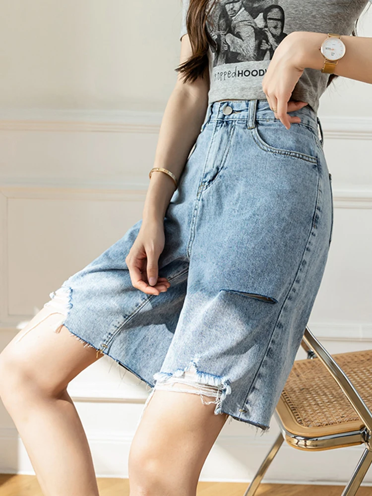 Streetwear Women Retro Hole Frayed Loose Blue Denim Shorts Spring Summer Female High Waist Button Jeans Shorts Bottoms