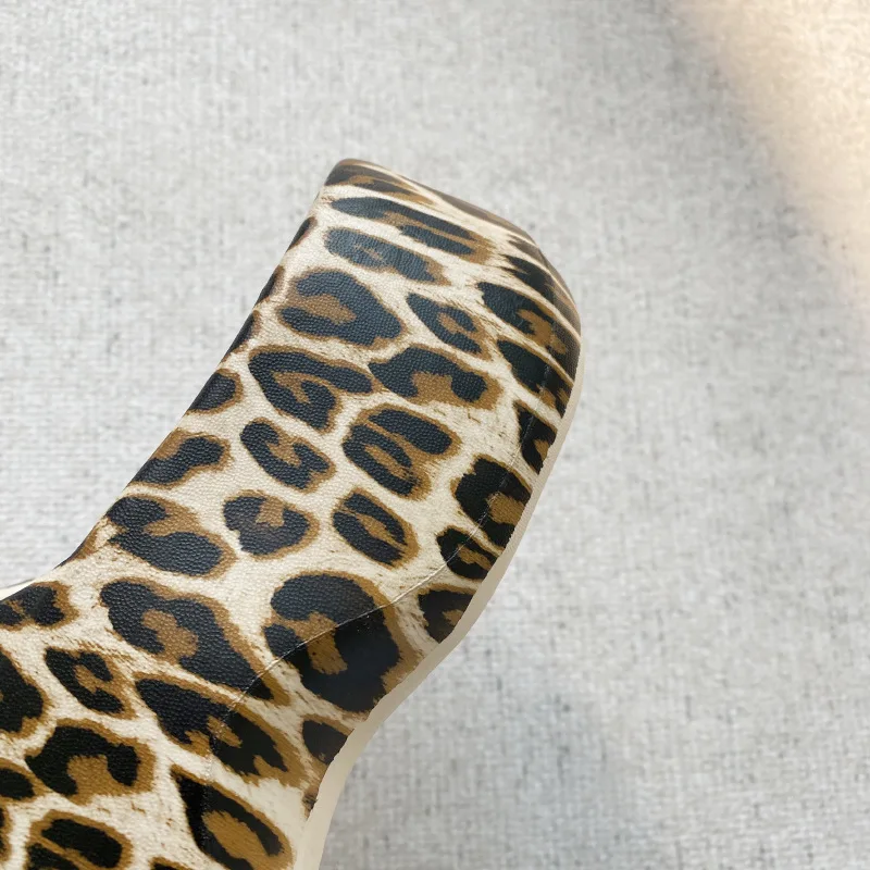 Leopard Stylish Women Shoes EVA Platform Cloud Slippers INS Hot Thick Sole Platform Beach Clogs Ladies Girls Breathable Slides