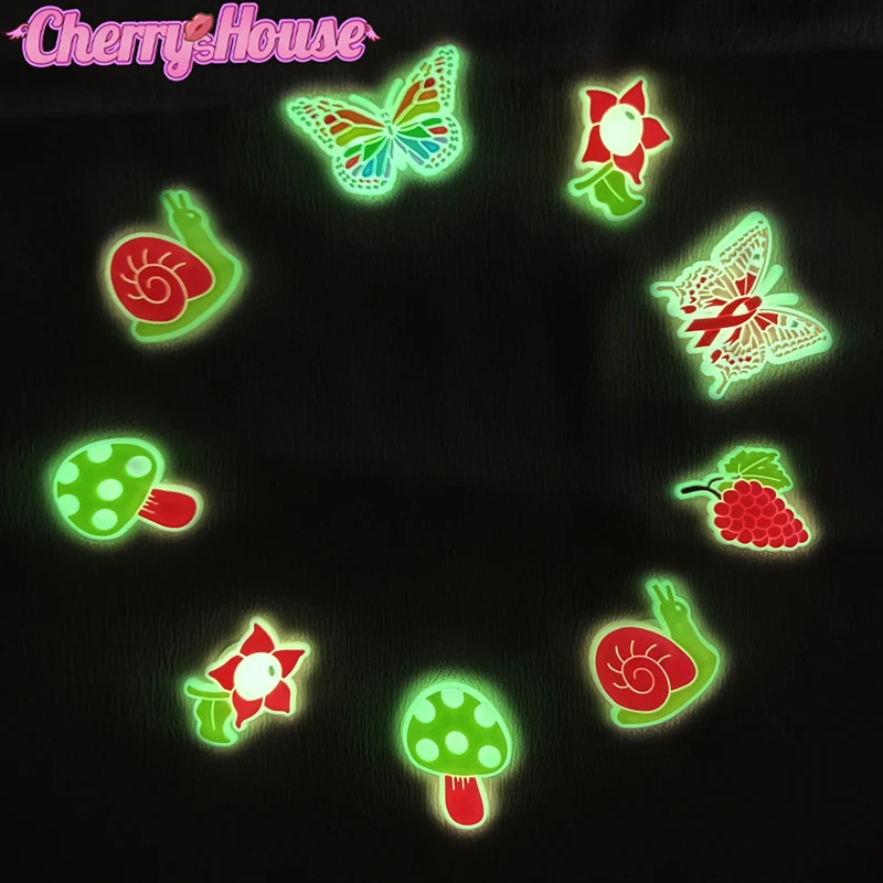 

1pcs Butterfly Fluorescence Croc Charms Mushroom Snail Snake Shoe Accessories Glowing in the Dark Shoe Decorations for Women