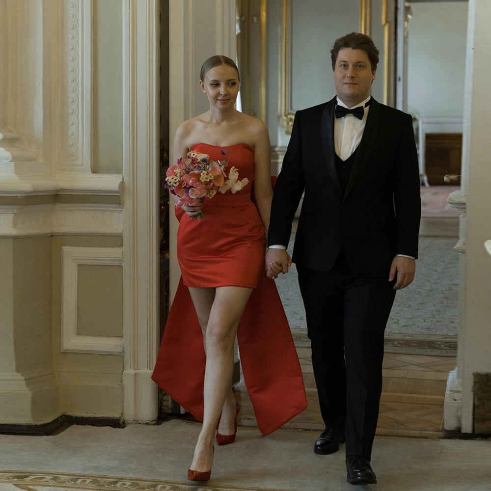 

Простое красное свадебное мини-платье без бретелек со съемным бантом и шлейфом, элегантное платье невесты выше колена без рукавов