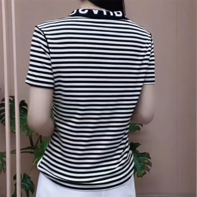 Футболка женская с коротким рукавом модная универсальная облегающая