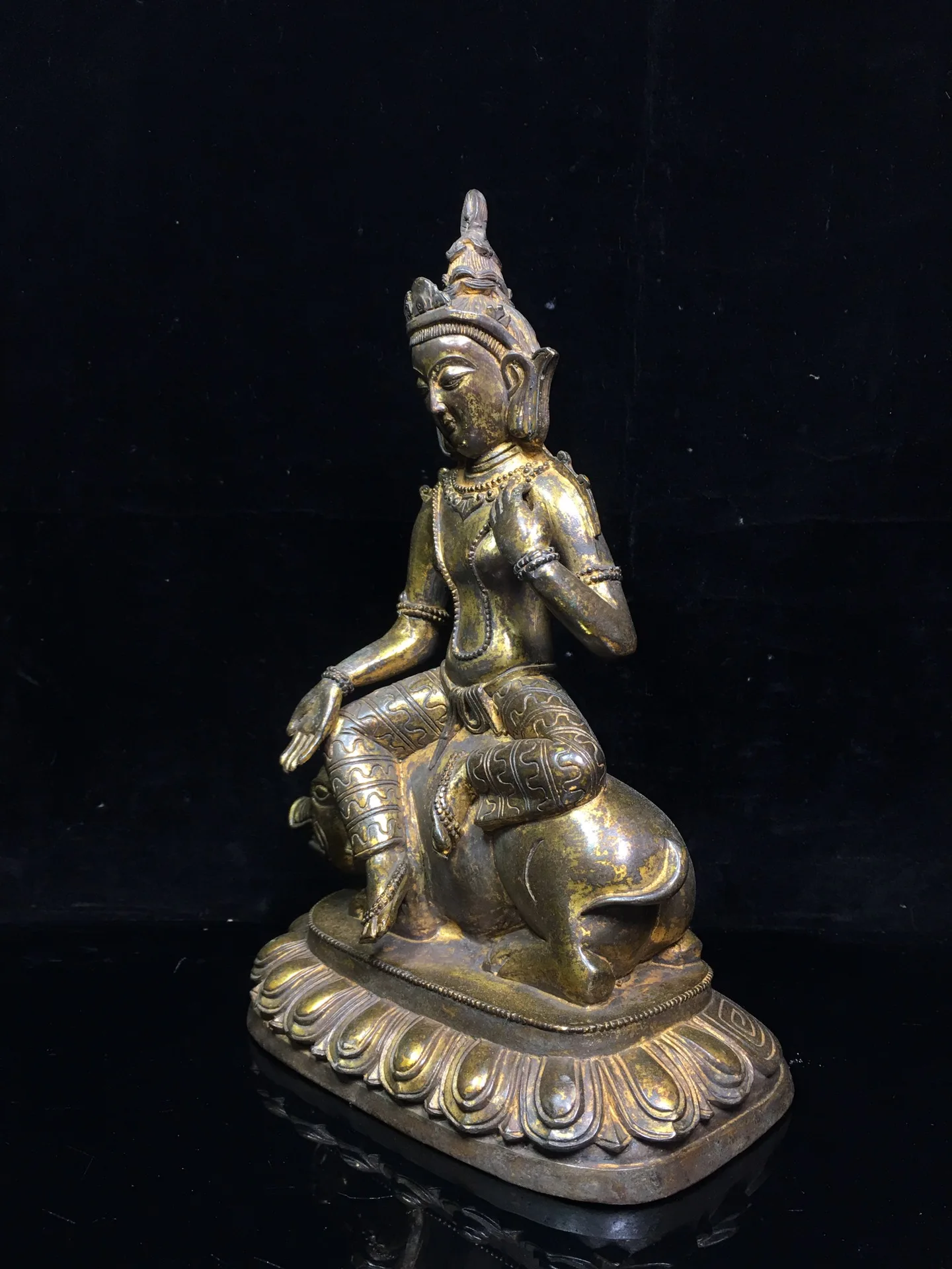 11-дюймовая коллекция тибетского храма старая бронза позолота киноварь Маричи