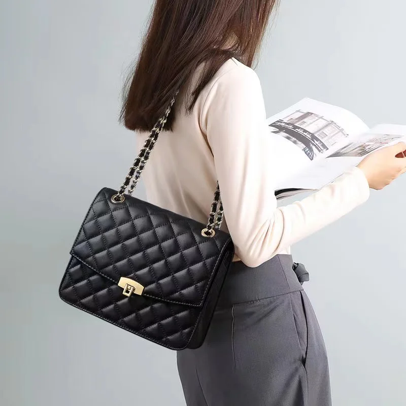 

Leather bag women's 2022 new messenger bag fashion rhombus chain shoulder all-match
