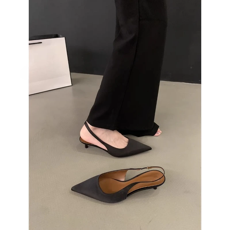 Бутиковая осенняя модная обувь 2024 хит продаж женская на шпильке с острым носком