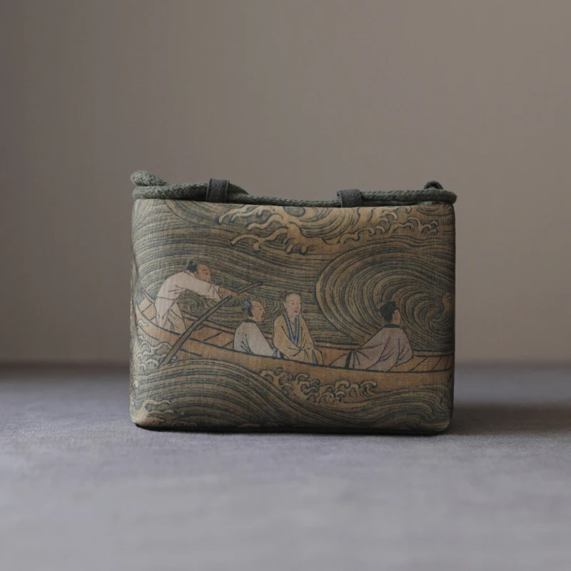 

Тканевая сумка для хранения с древней росписью