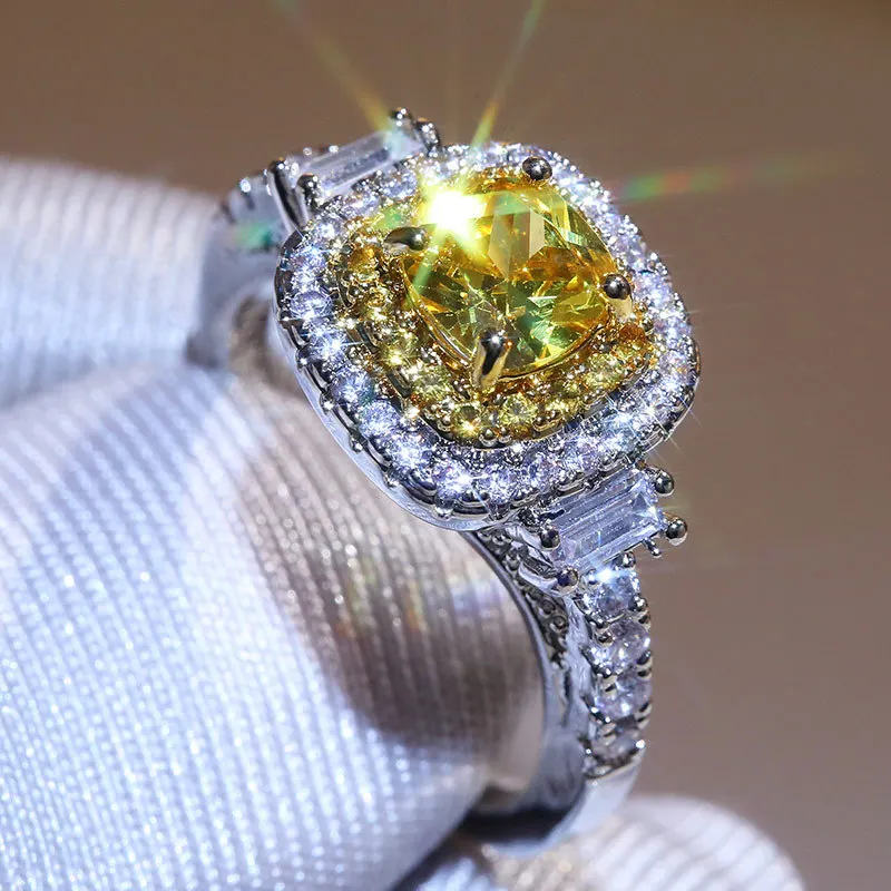 

Huitan Vintage Wedding Ring With Yellow Cubic Zircon Elegant Engagement Claddagh Ring With Micro Paved Thick Ring Dropshipping